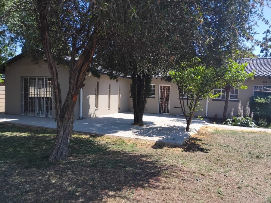 3 Bedroom Property for Sale in Vaalpark Free State